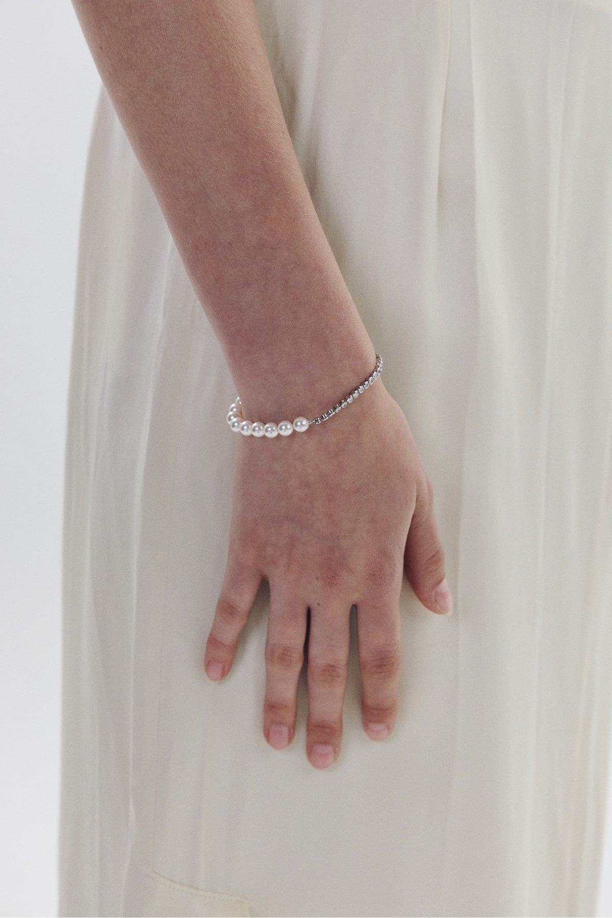 Lightline Pearl Bracelet 6mm【MWBR260601】