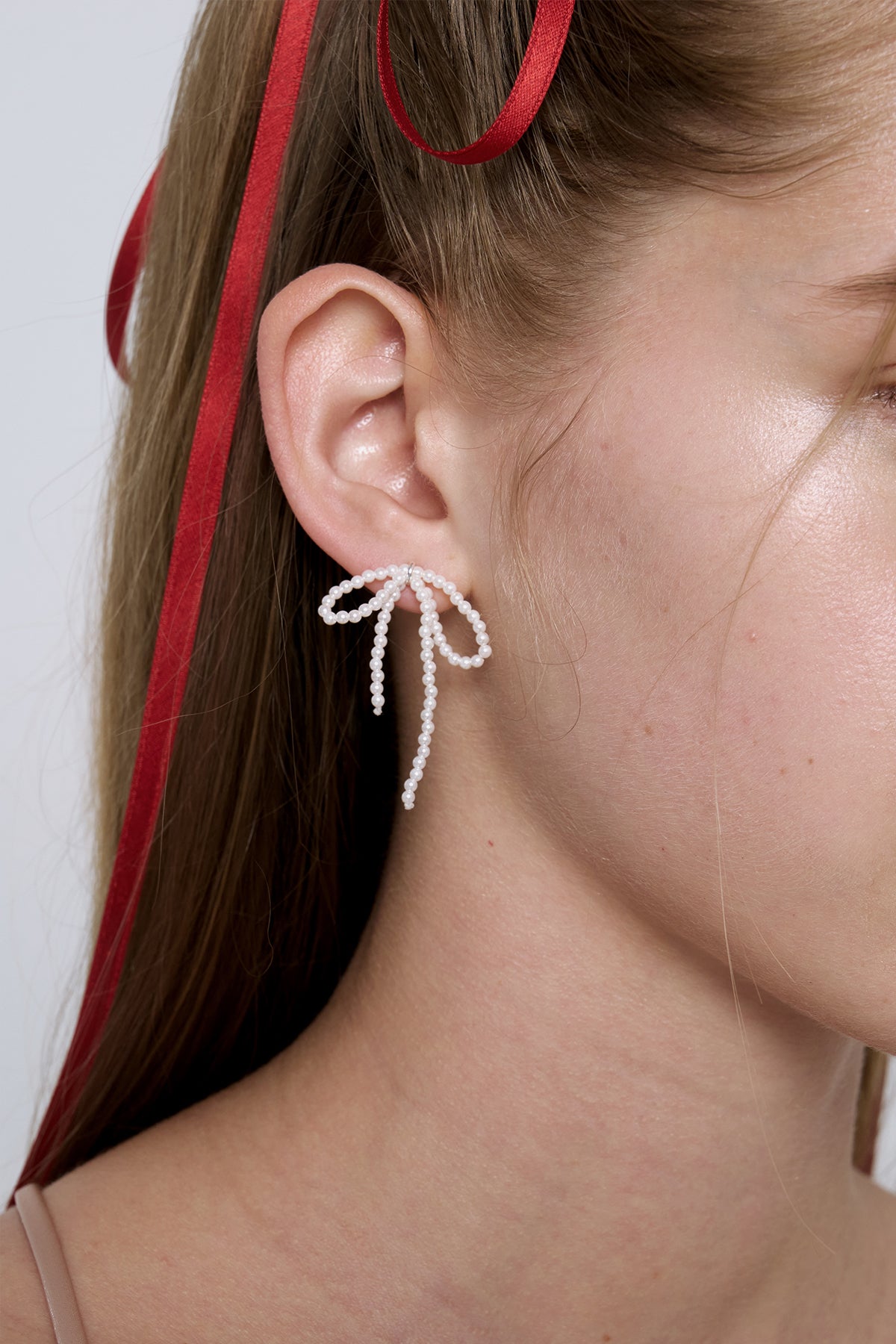 Tiny Pearl Bow Earrings【MWER230608】