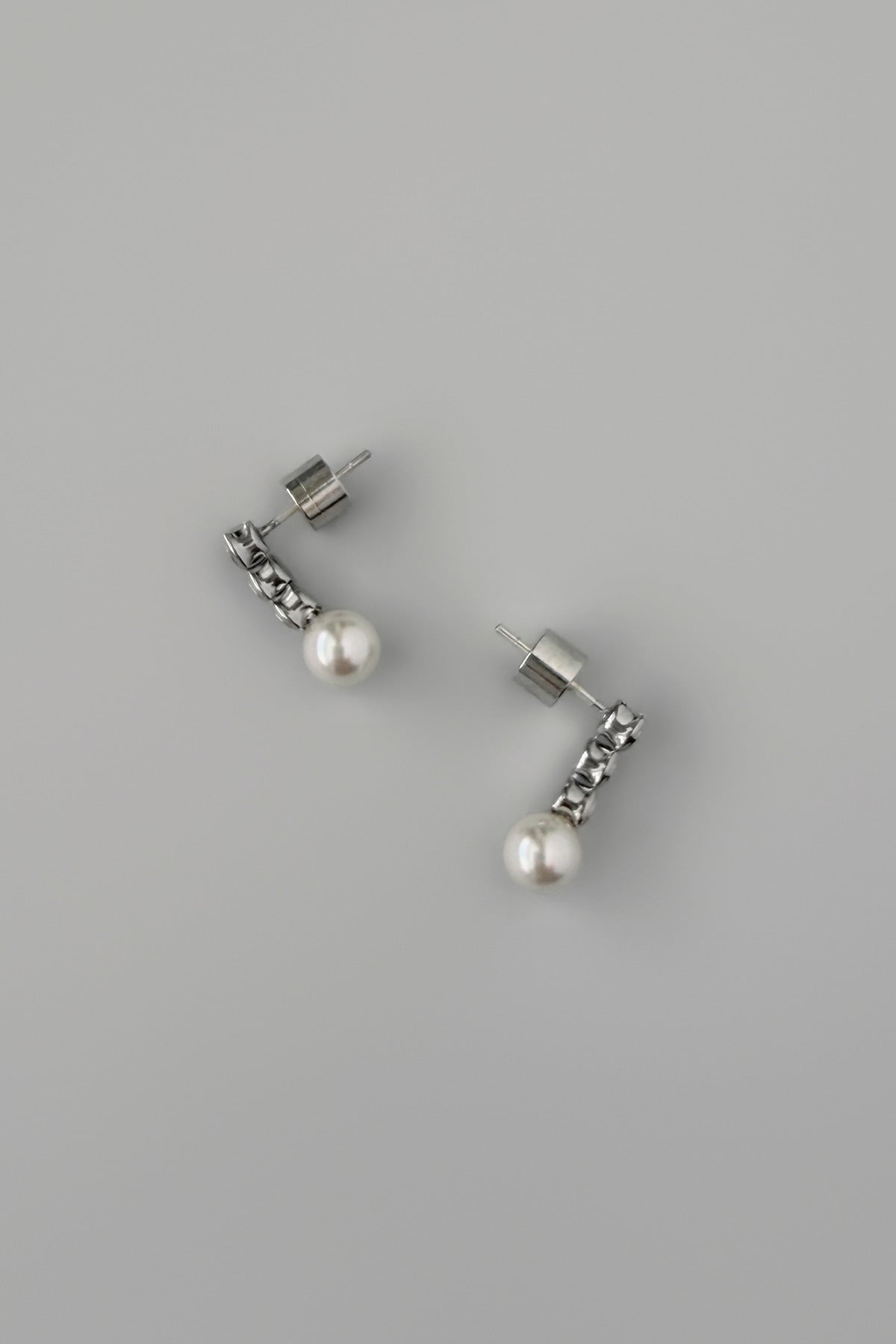 Lightline Pearl Drop Earrings 6mm【MWER260603】