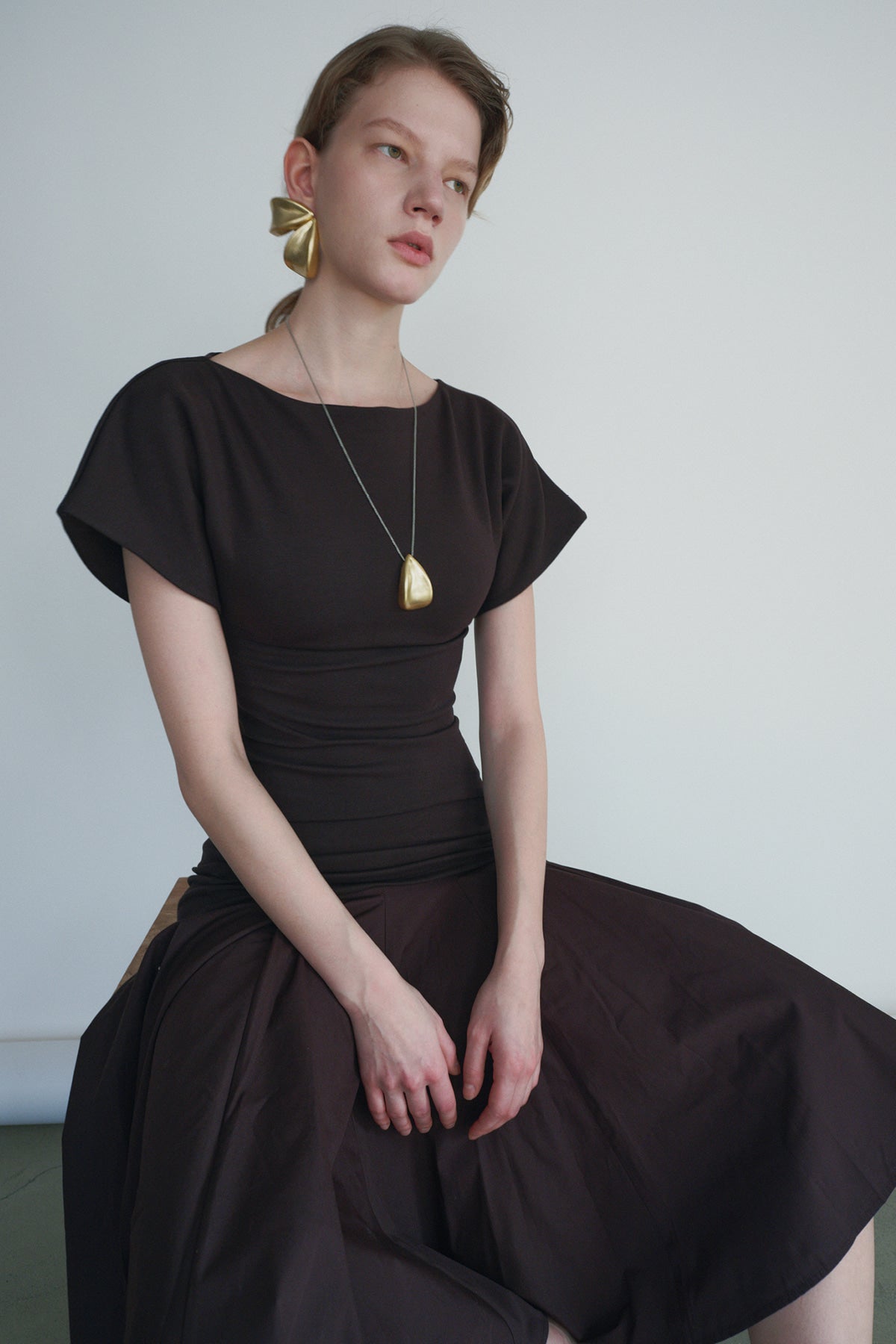 Golden Petal Long Necklace【MWNL260205】