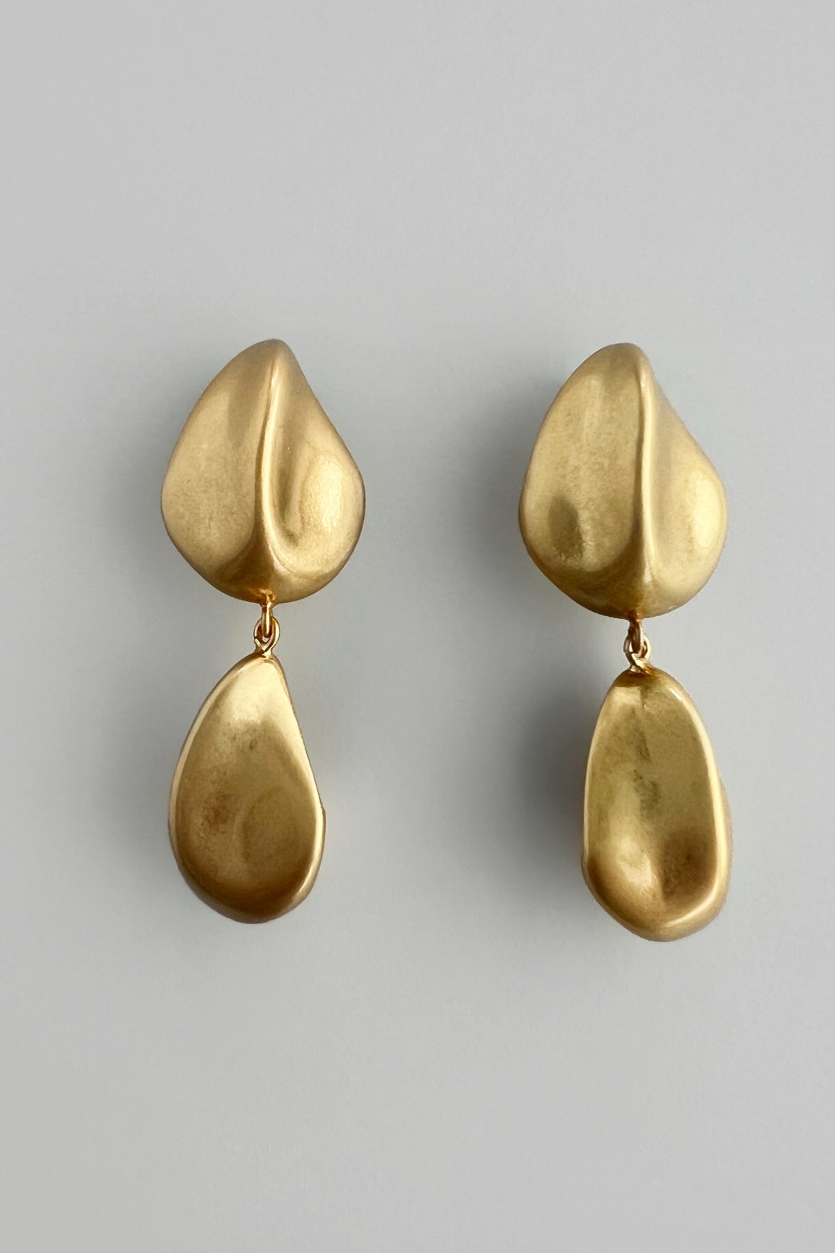 Petal Drop Earrings【MWER260204】