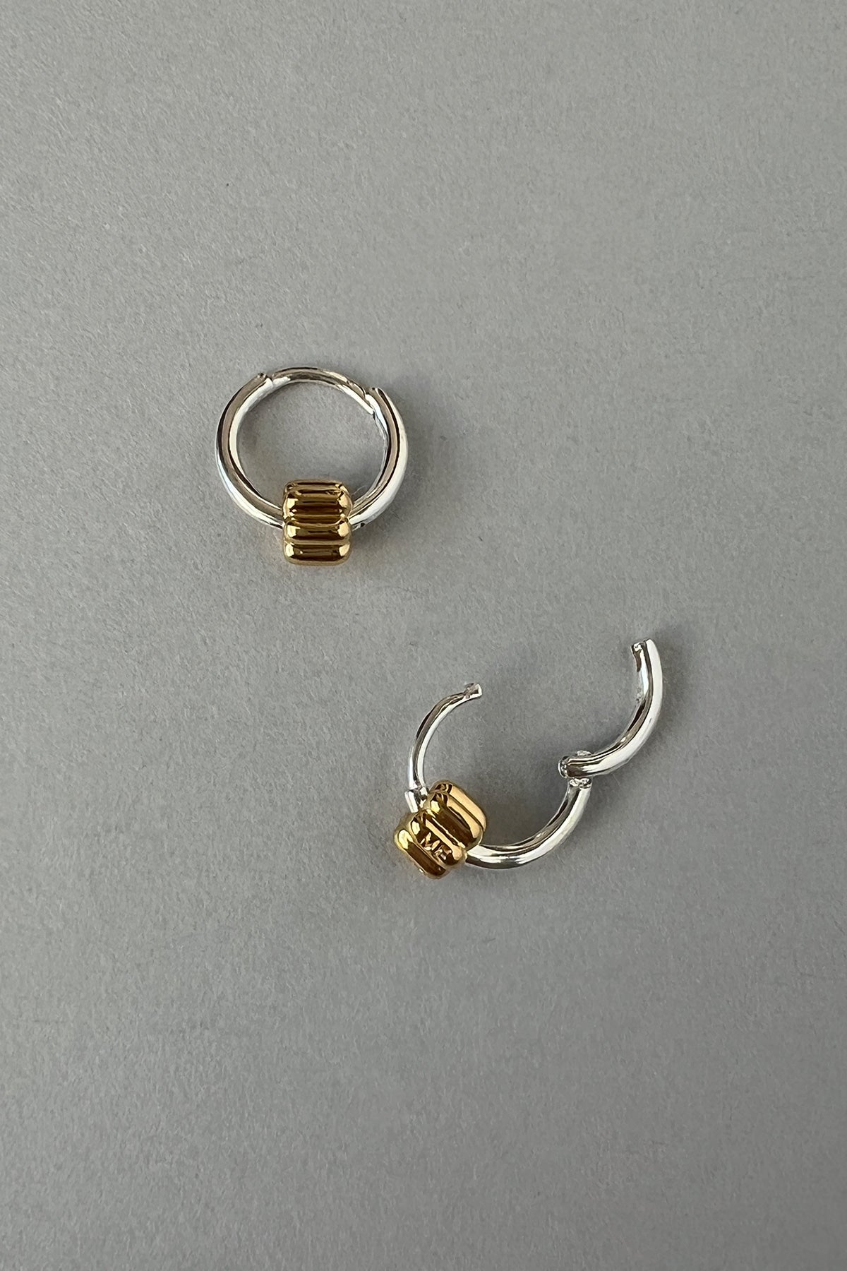 Canelé Hoop Earrings (Gold) 【MWER251001】